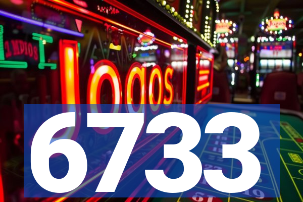6733