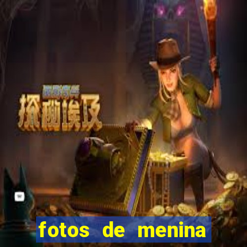 fotos de menina fake cabelo cacheado